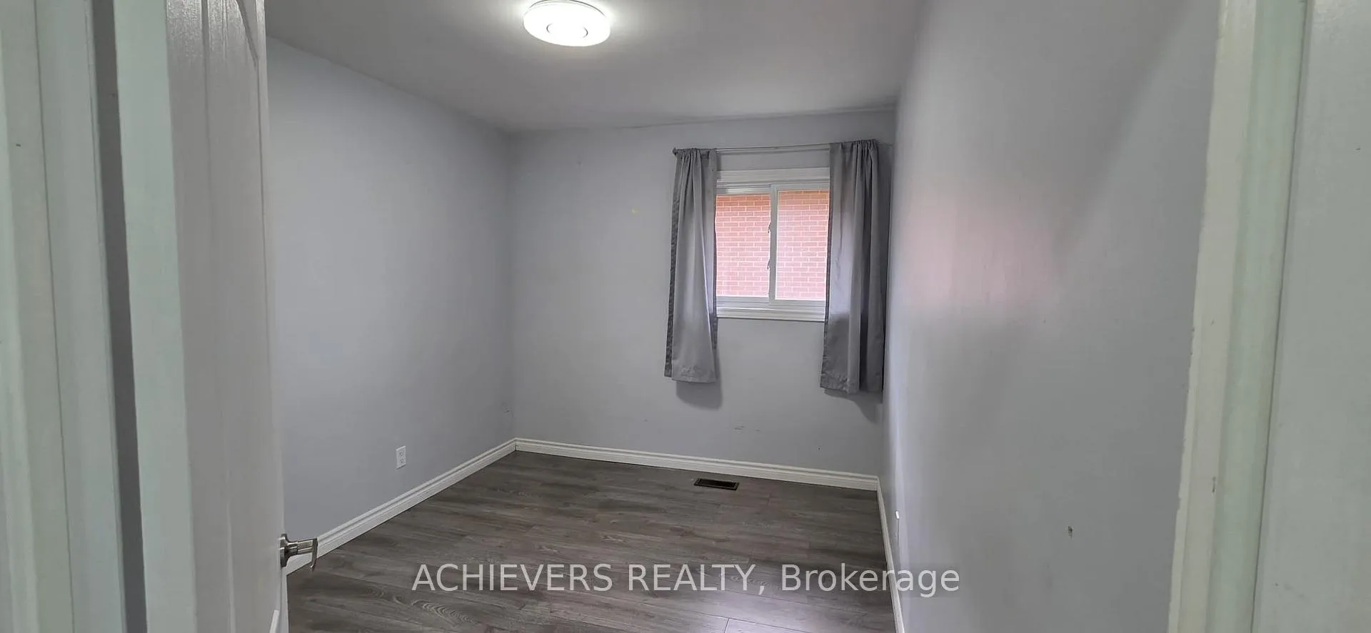 Photo 15 of 222 Sixth Avenue, Kitchener, Fairview/Kingsdale — HOMEH