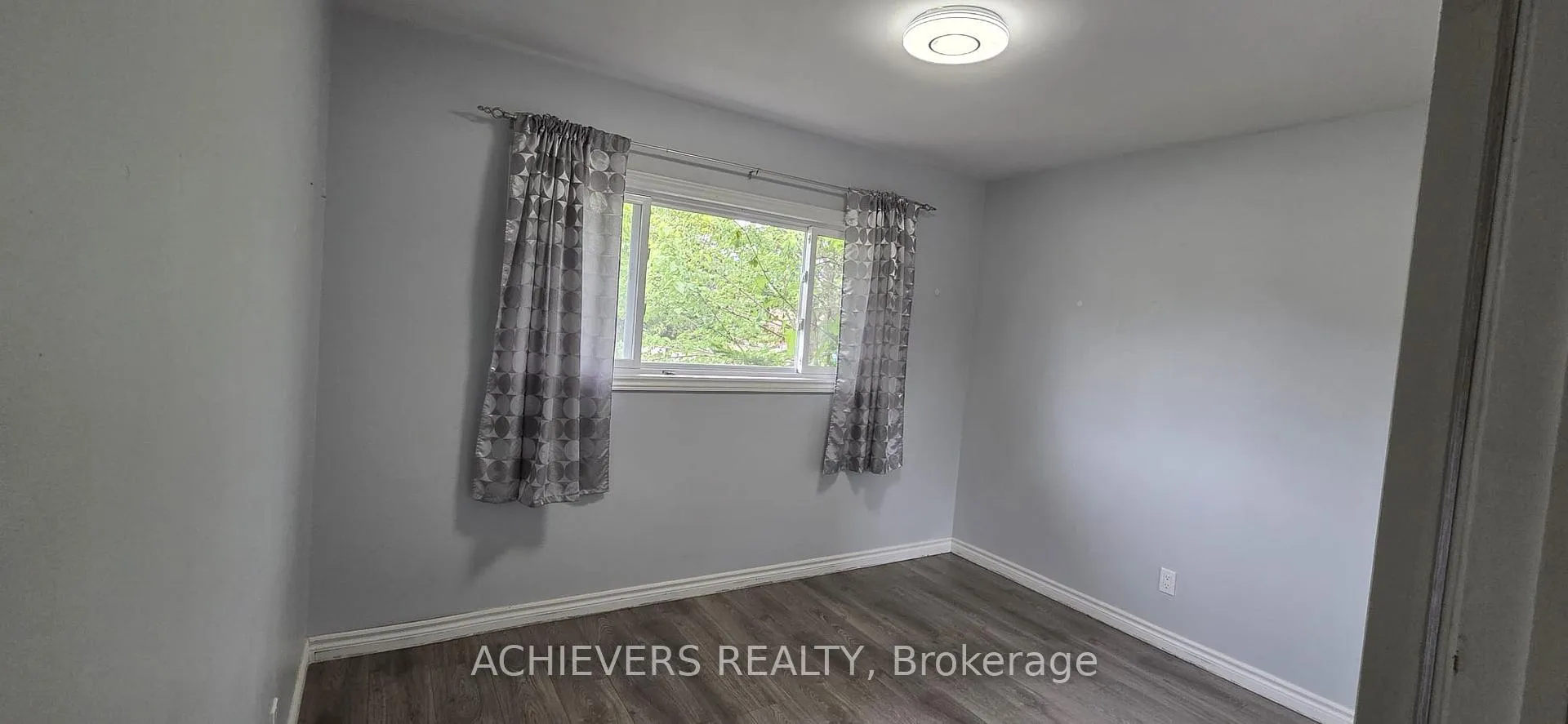 Photo 19 of 222 Sixth Avenue, Kitchener, Fairview/Kingsdale — HOMEH