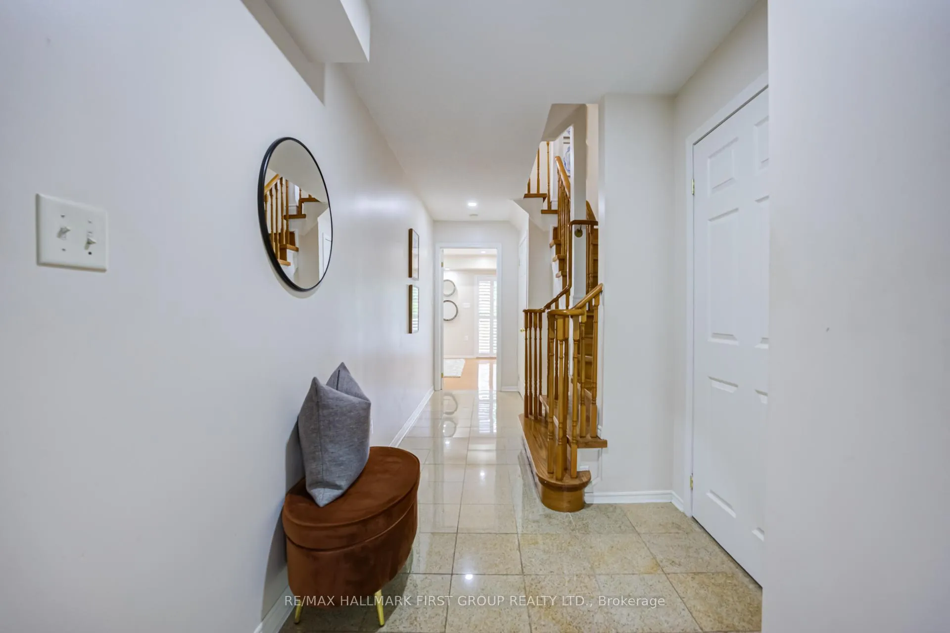 Photo 5 of 1075 Ellesmere Road, Scarborough, Dorset Park — HOMEH