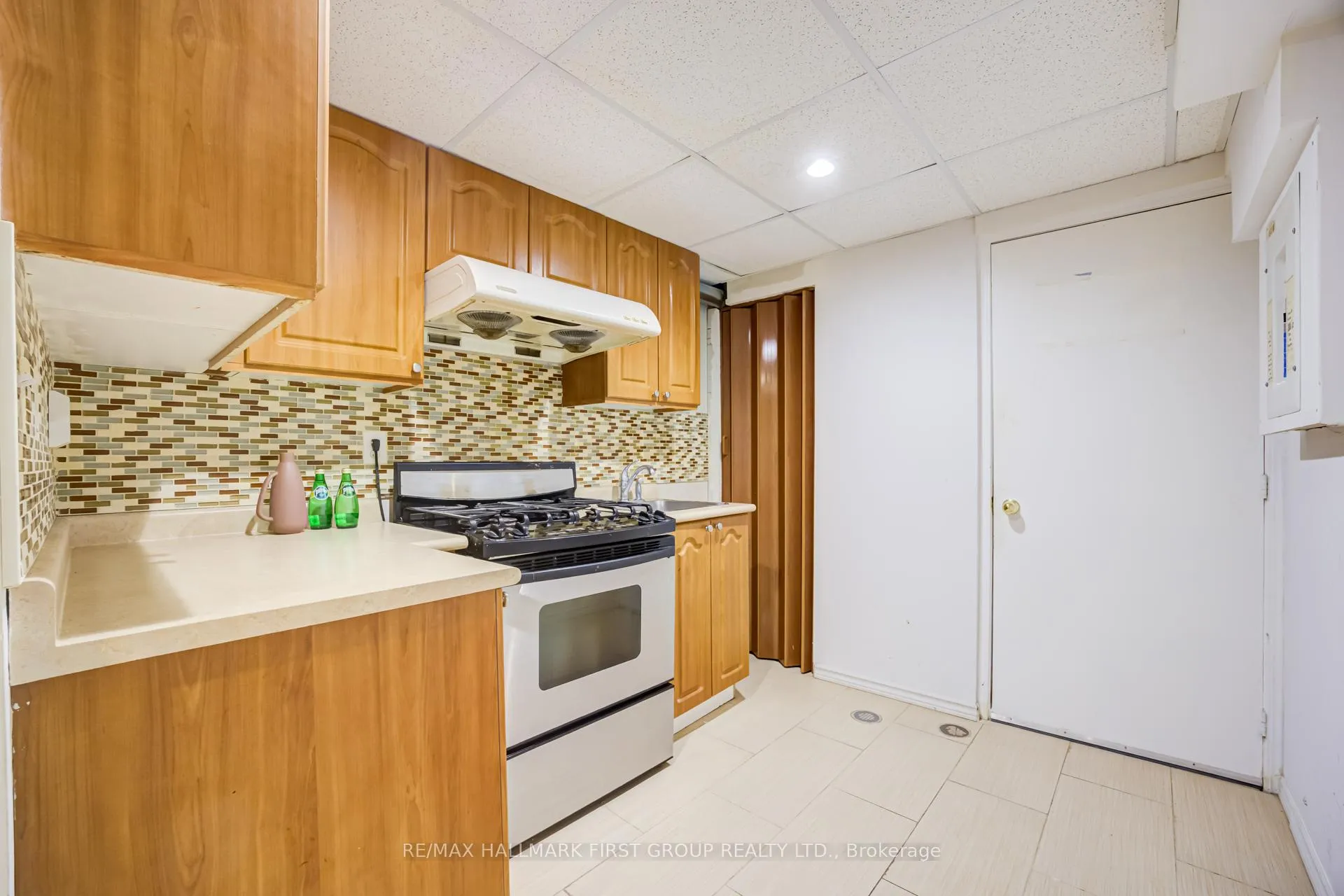 Photo 33 of 1075 Ellesmere Road, Scarborough, Dorset Park — HOMEH