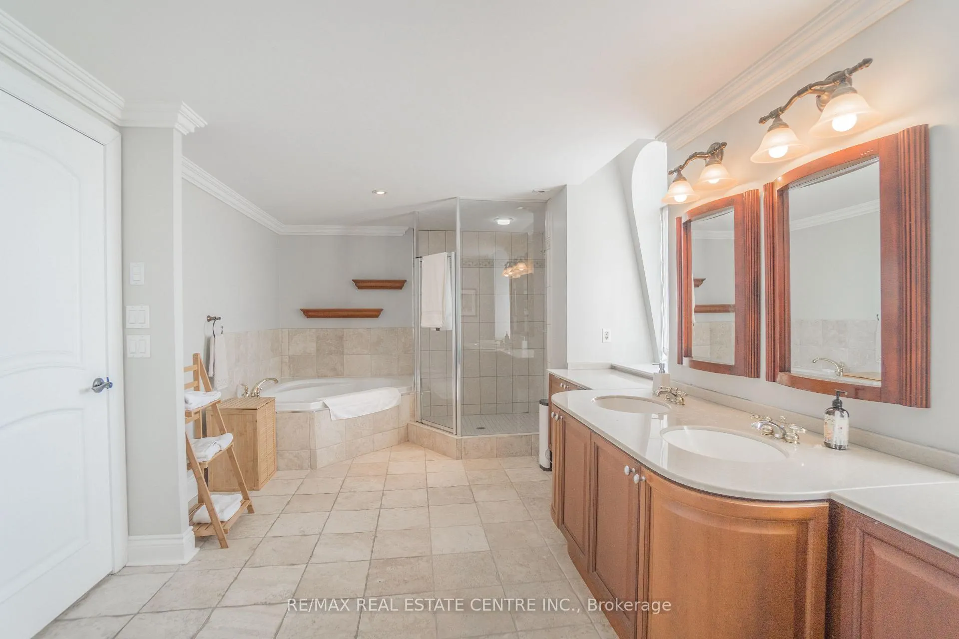 Photo 23 of Unit 688, 38 Stadium Road, Toronto, Niagara — HOMEH