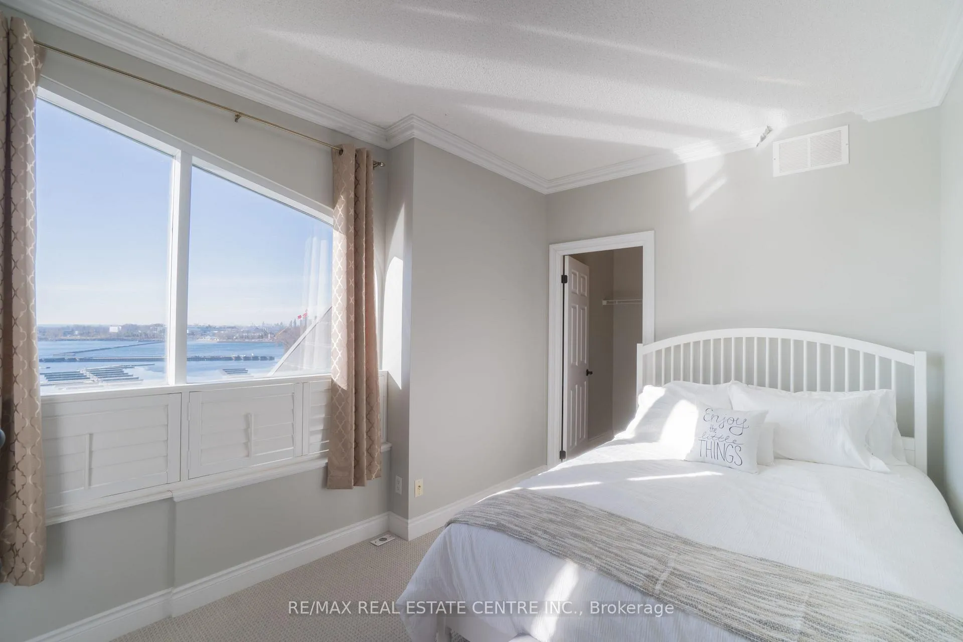 Photo 32 of Unit 688, 38 Stadium Road, Toronto, Niagara — HOMEH