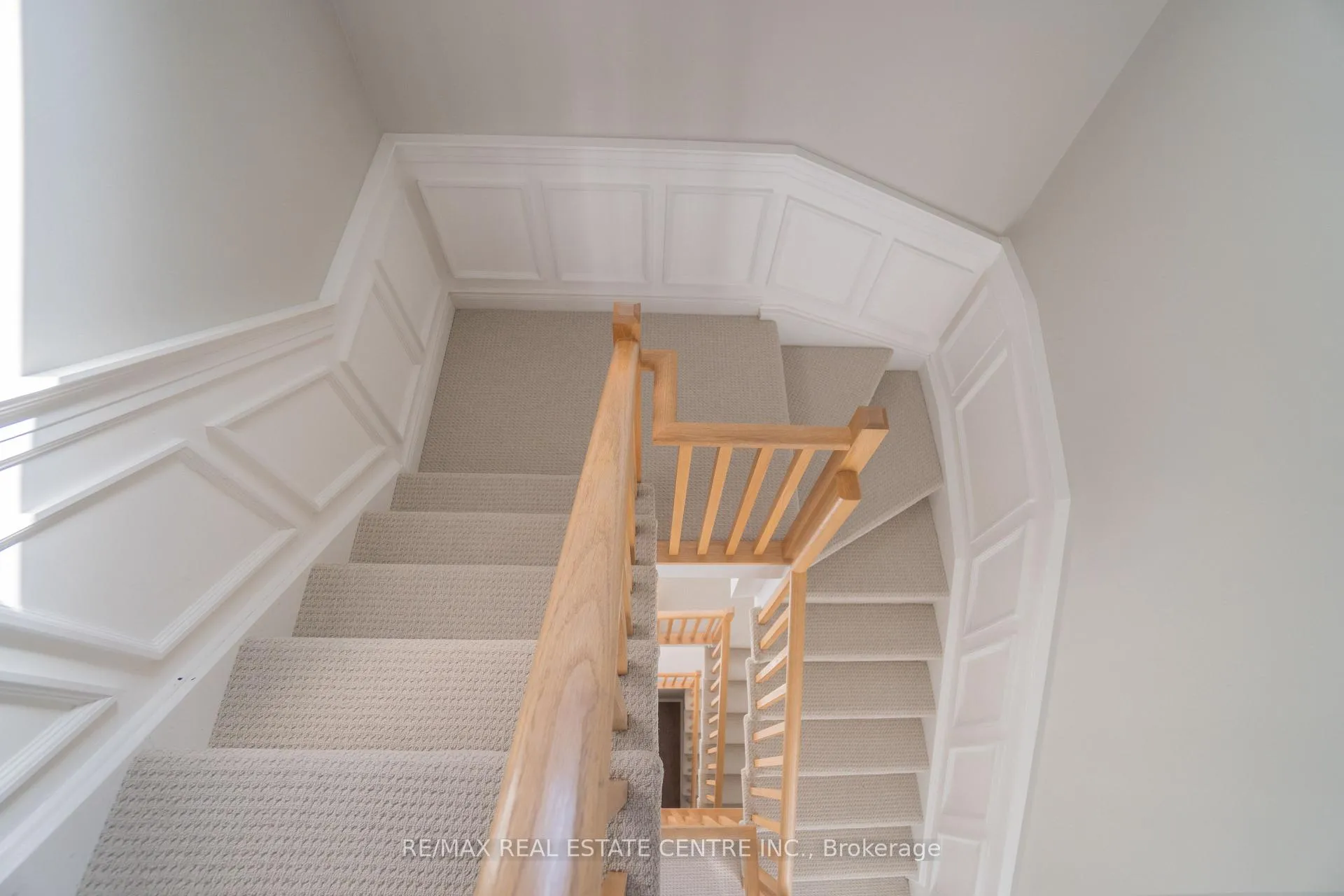 Photo 35 of Unit 688, 38 Stadium Road, Toronto, Niagara — HOMEH