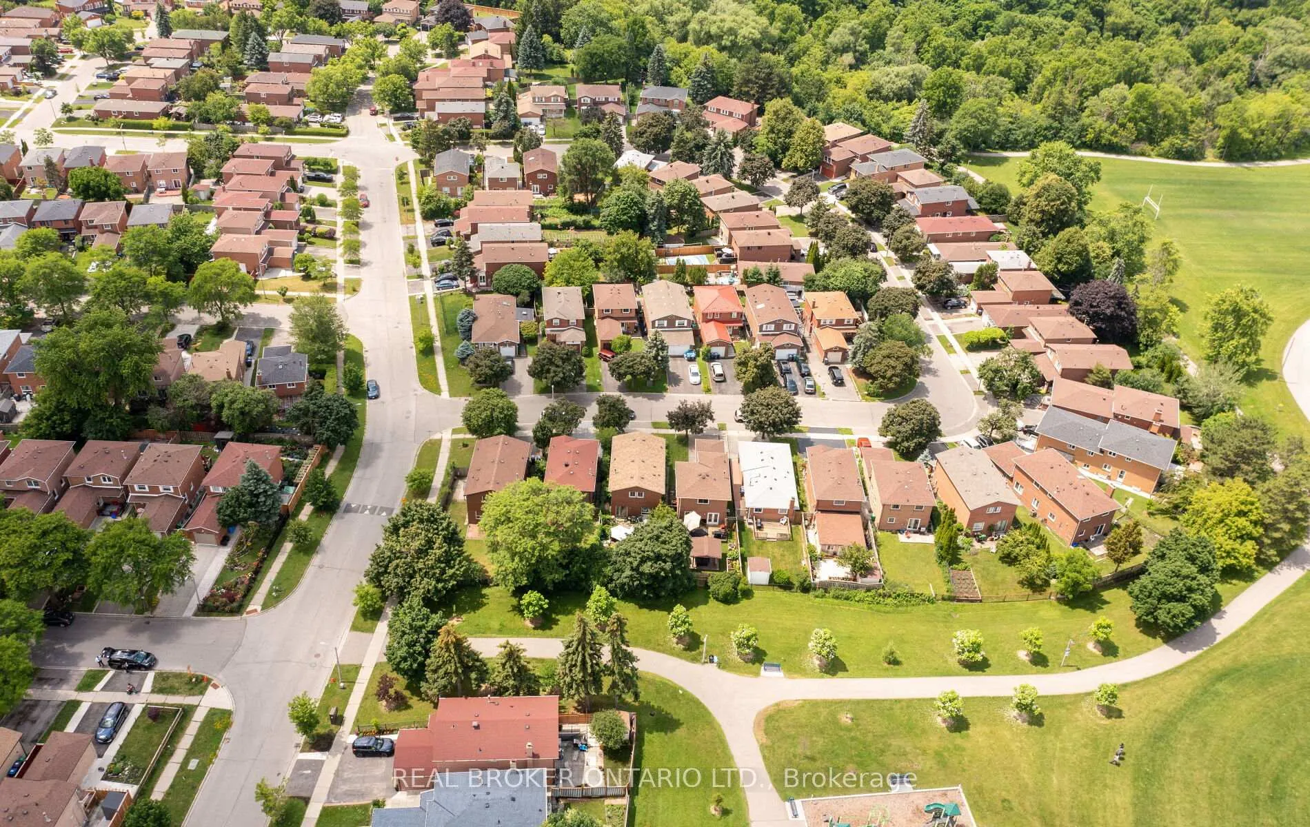 Photo 28 of 52 Vivaldi Crescent, Brampton, Brampton South — HOMEH