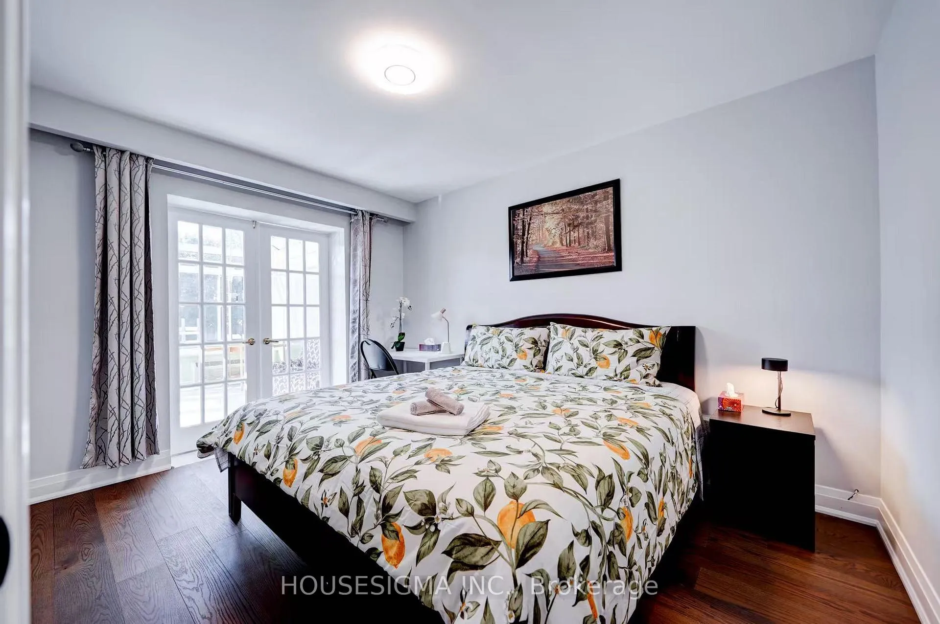 Photo 7 of 28 Earlton Road, Scarborough, Tam O'Shanter-Sullivan — HOMEH
