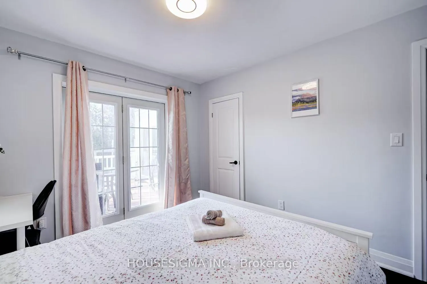 Photo 9 of 28 Earlton Road, Scarborough, Tam O'Shanter-Sullivan — HOMEH