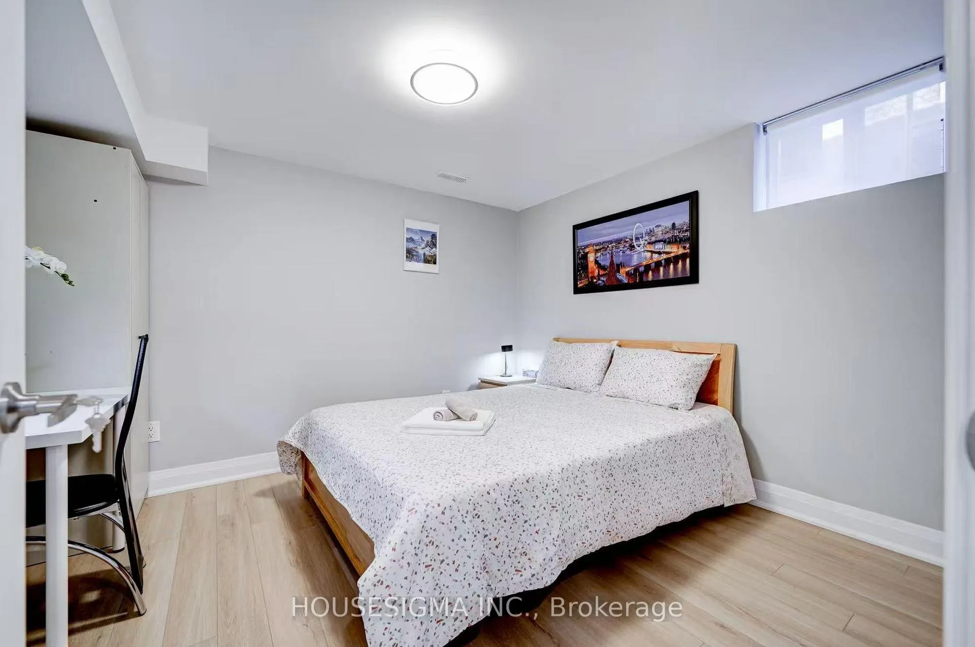 Photo 23 of 28 Earlton Road, Scarborough, Tam O'Shanter-Sullivan — HOMEH