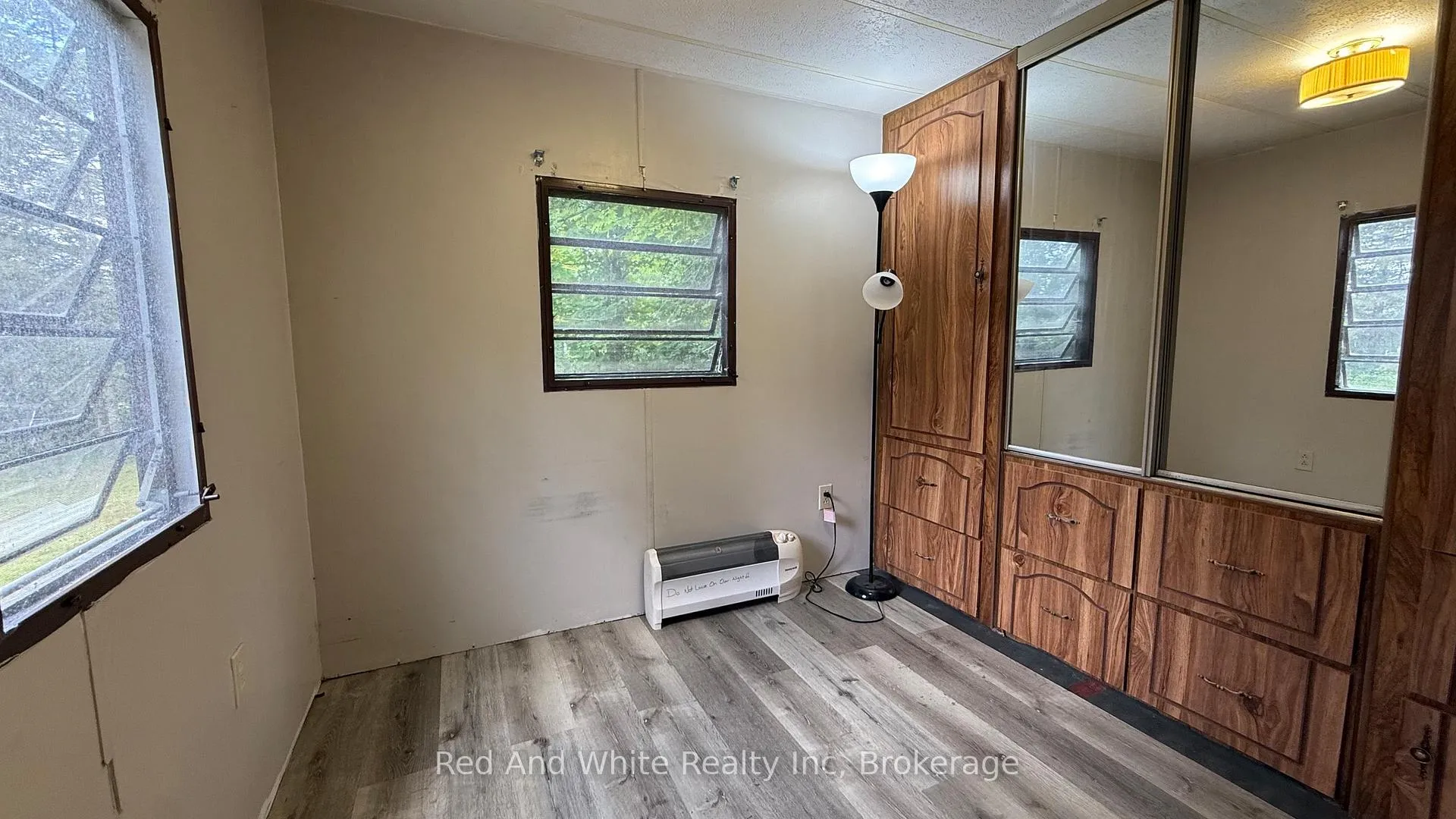 Photo 5 of 11 Ross Road, Magnetawan — HOMEH