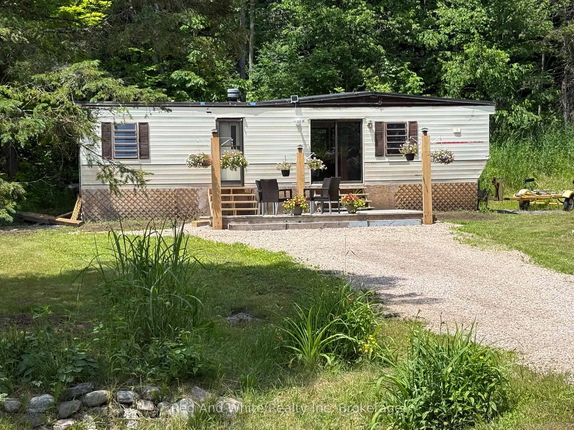 Photo 6 of 11 Ross Road, Magnetawan — HOMEH