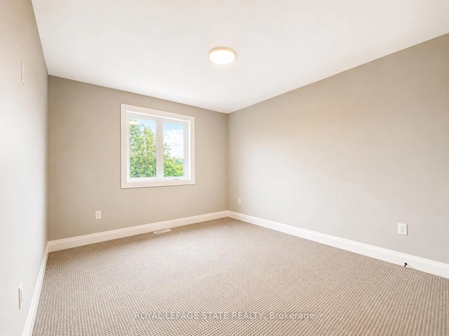 Photo 19 of 22-A Alpine Avenue, Hamilton, Stoney Creek — HOMEH