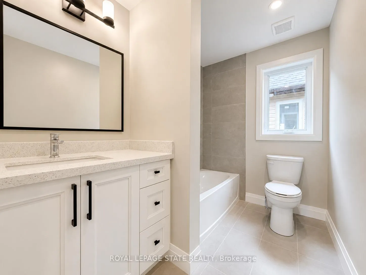 Photo 23 of 22-A Alpine Avenue, Hamilton, Stoney Creek — HOMEH