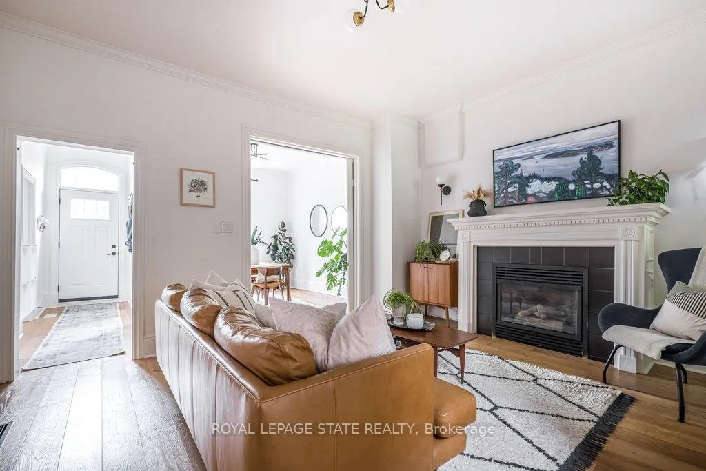 Photo 4 of 182 Charlton Avenue W, Hamilton, Durand — HOMEH