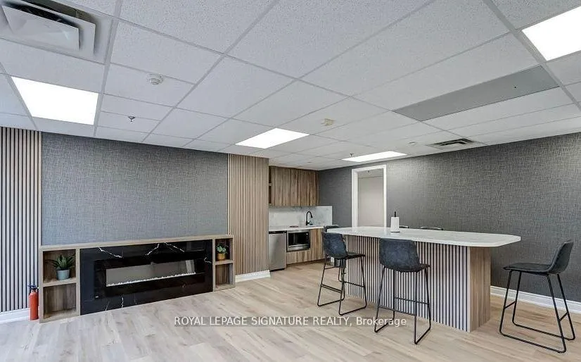Photo 12 of Unit 207, 140 Bathurst Street, Toronto, Niagara — HOMEH