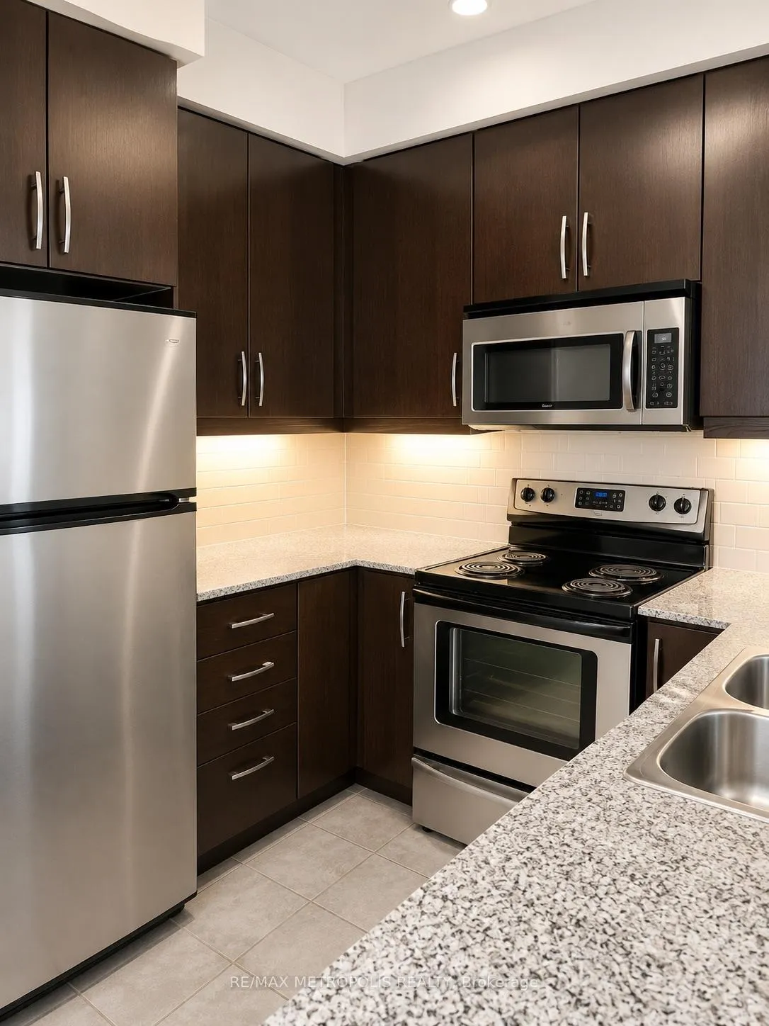 Photo 2 of Unit 1206, 1 Scott Street, Toronto, Waterfront Communities — HOMEH