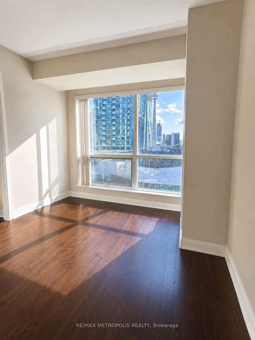 Photo 7 of Unit 1206, 1 Scott Street, Toronto, Waterfront Communities — HOMEH