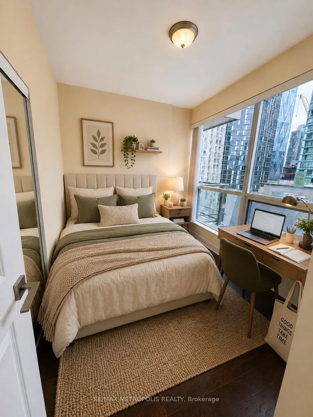 Photo 11 of Unit 1206, 1 Scott Street, Toronto, Waterfront Communities — HOMEH