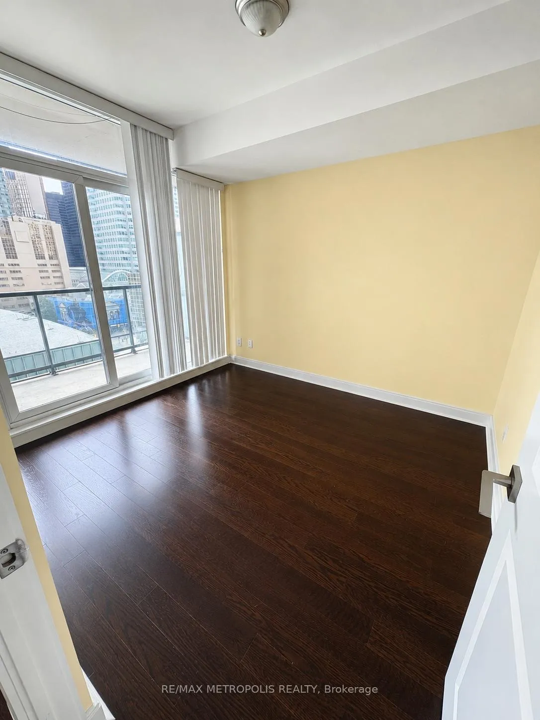 Photo 12 of Unit 1206, 1 Scott Street, Toronto, Waterfront Communities — HOMEH