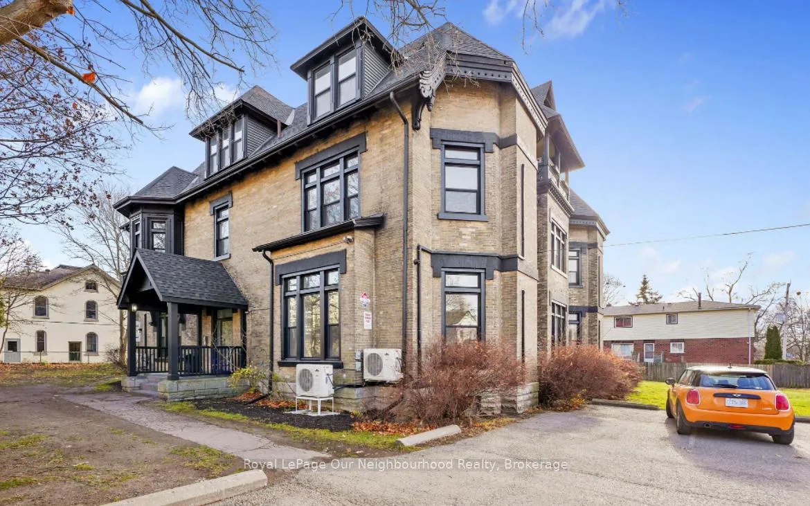 Photo 2 of 202 Green Street, Cobourg — HOMEH