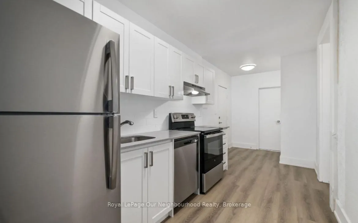 Photo 5 of 202 Green Street, Cobourg — HOMEH