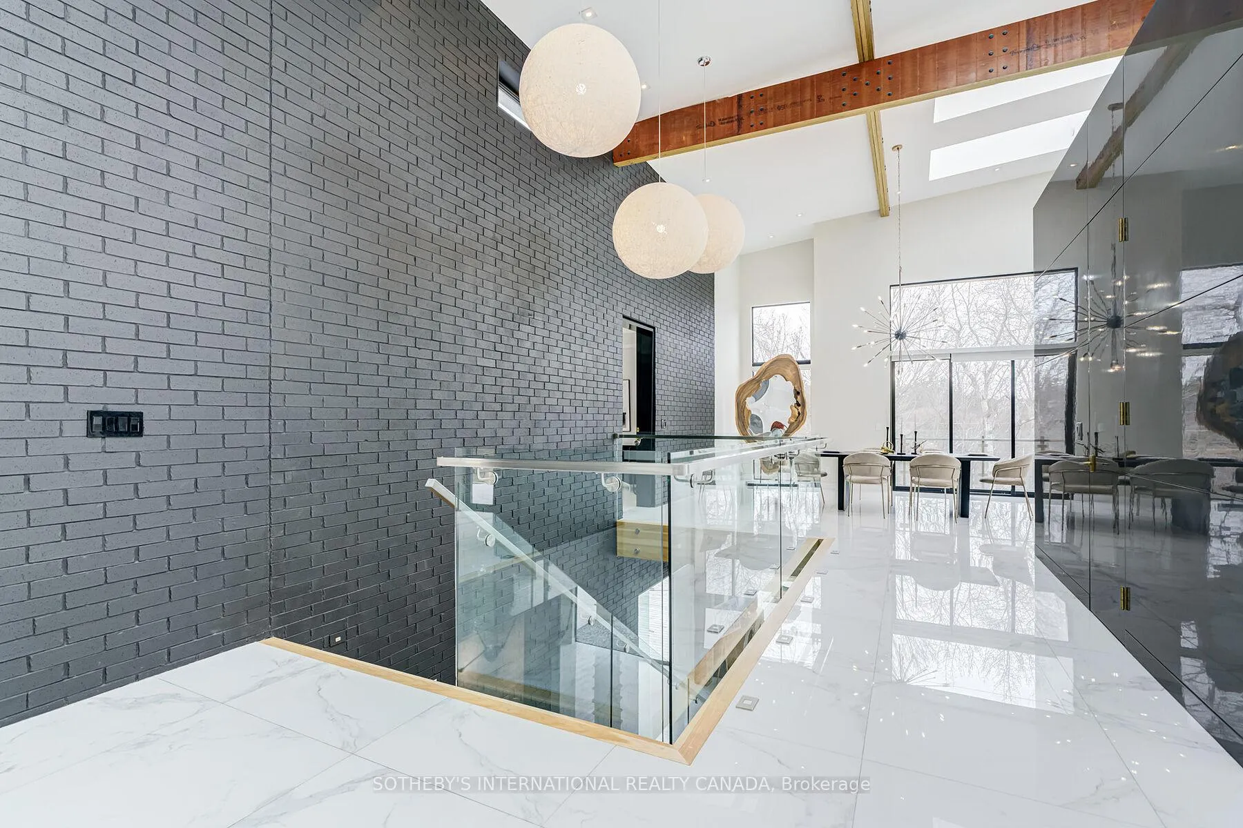 Photo 5 of 4599 Langstaff Road, Vaughan, East Woodbridge — HOMEH