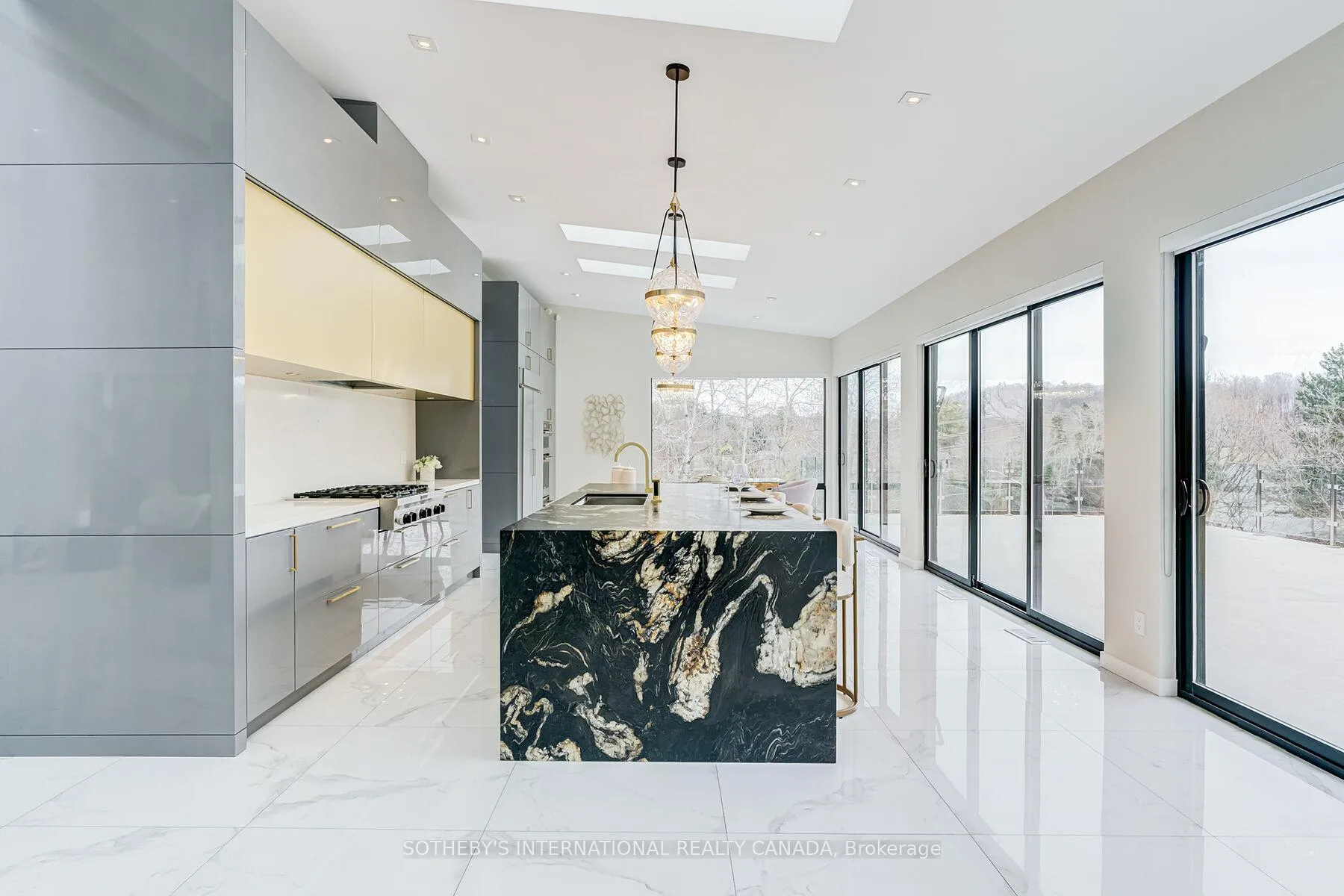 Photo 11 of 4599 Langstaff Road, Vaughan, East Woodbridge — HOMEH