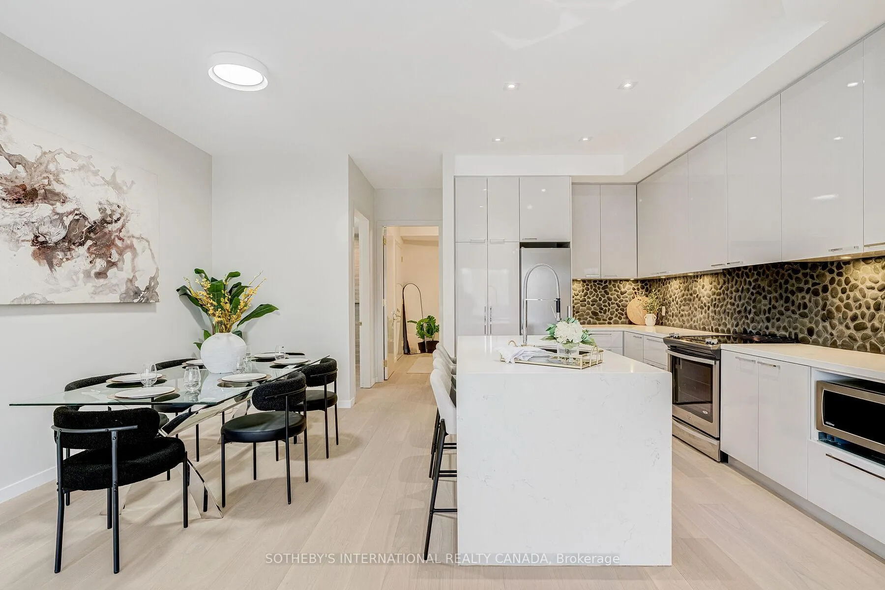 Photo 25 of 4599 Langstaff Road, Vaughan, East Woodbridge — HOMEH