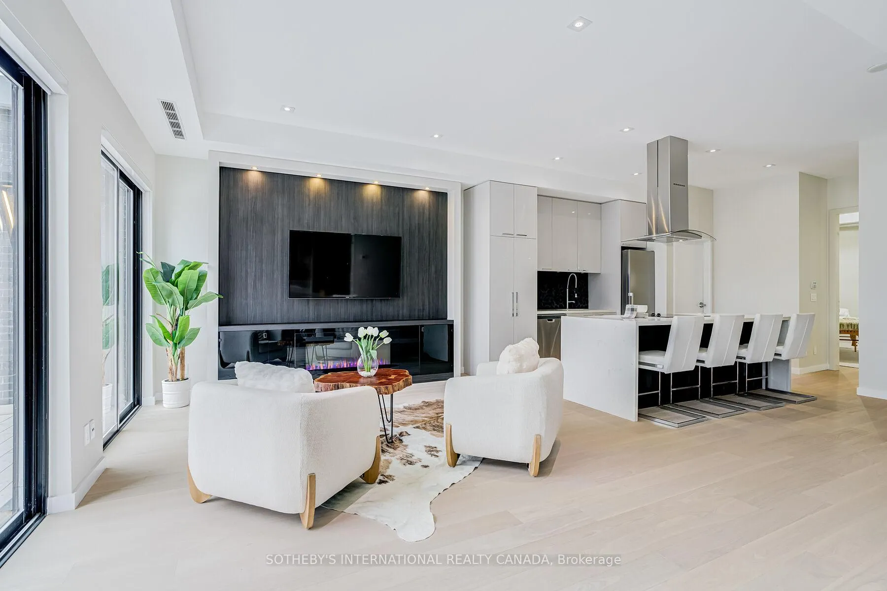 Photo 30 of 4599 Langstaff Road, Vaughan, East Woodbridge — HOMEH