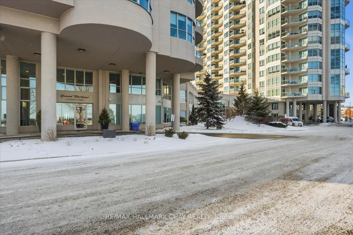 Photo 5 of Unit 307, 2 Toronto Street, Barrie, City Centre — HOMEH