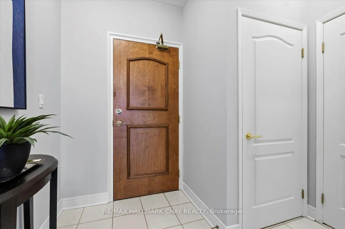 Photo 10 of Unit 307, 2 Toronto Street, Barrie, City Centre — HOMEH
