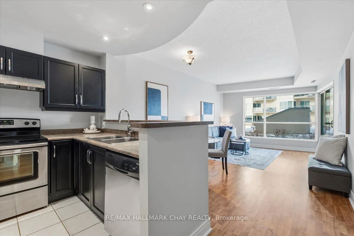 Photo 13 of Unit 307, 2 Toronto Street, Barrie, City Centre — HOMEH