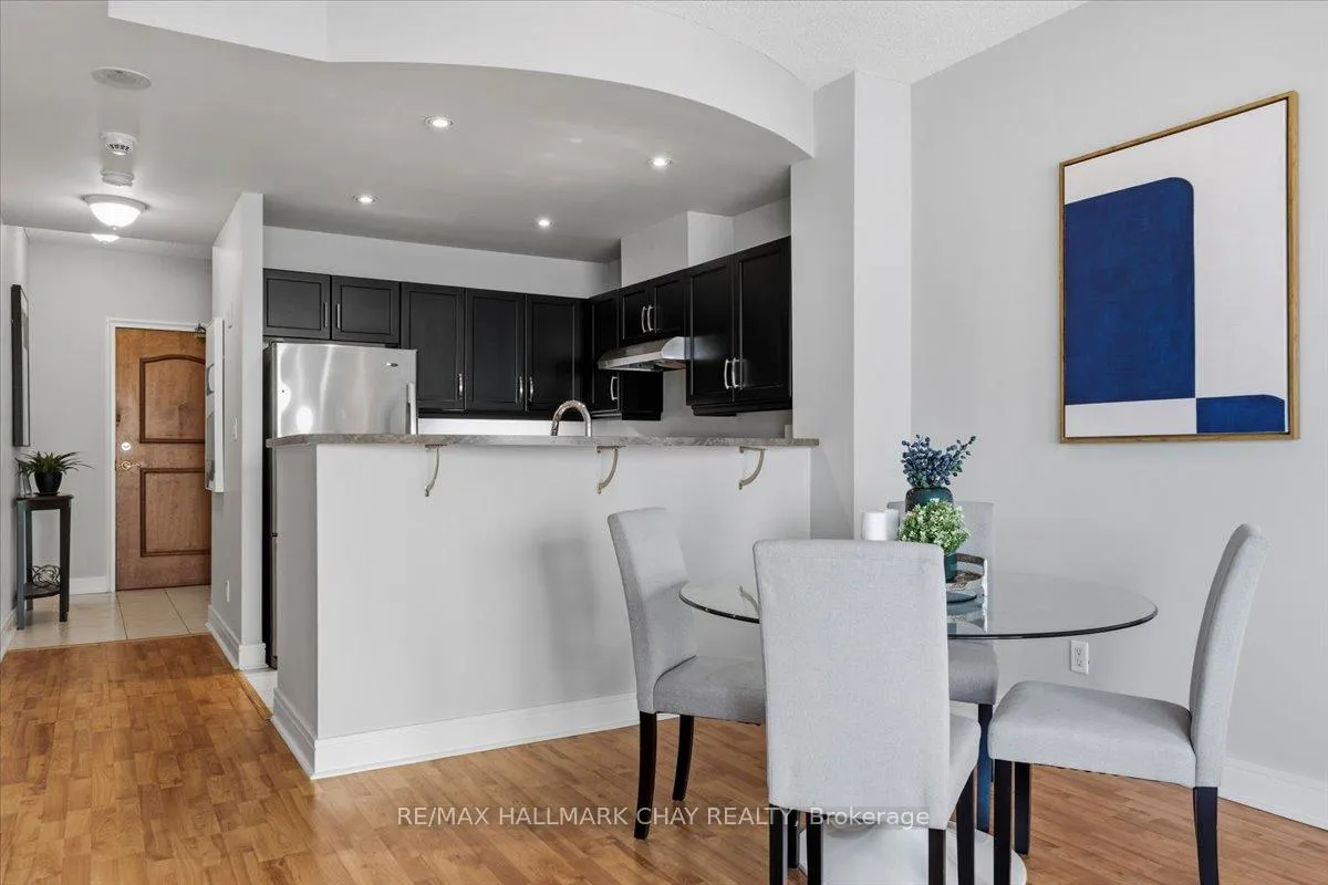 Photo 18 of Unit 307, 2 Toronto Street, Barrie, City Centre — HOMEH