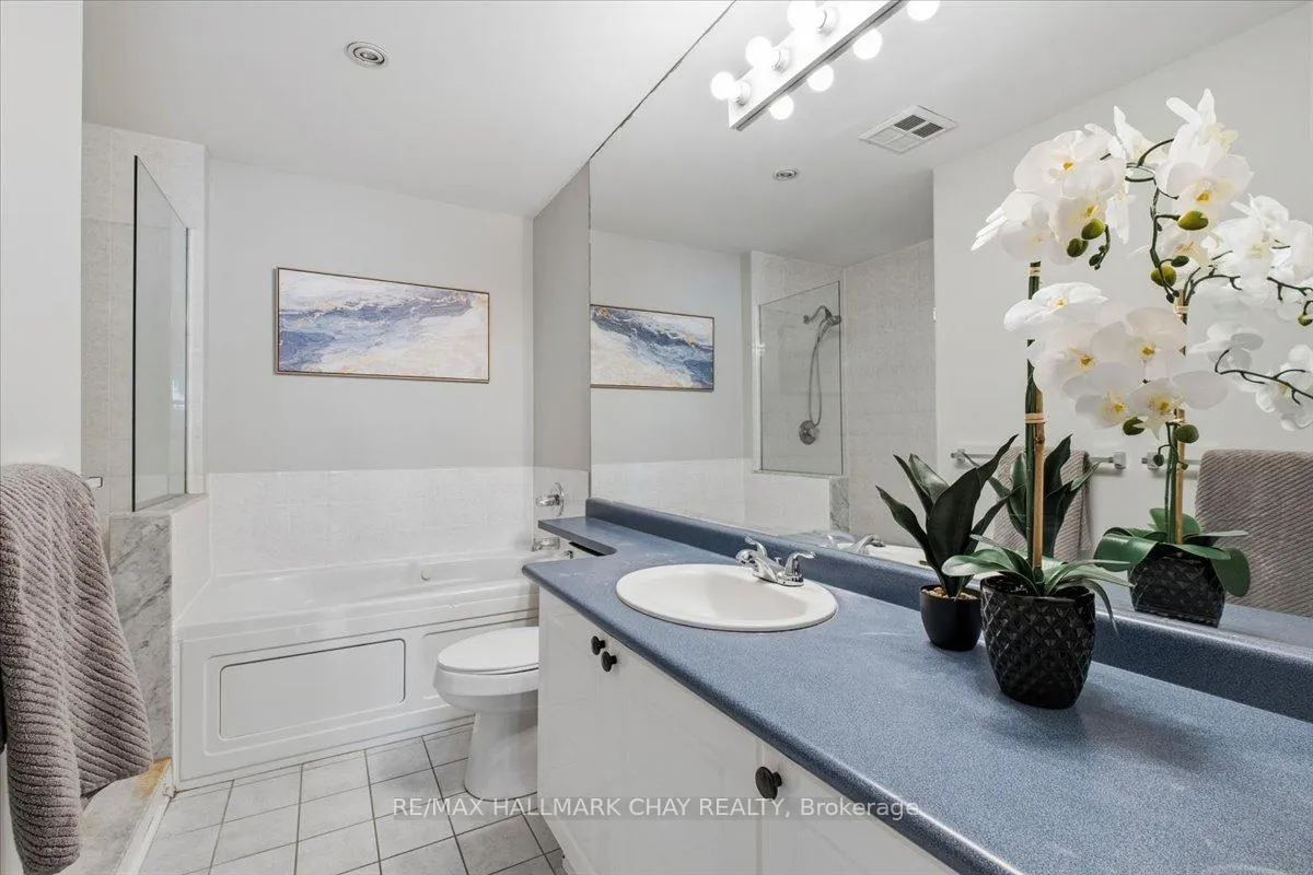 Photo 26 of Unit 307, 2 Toronto Street, Barrie, City Centre — HOMEH