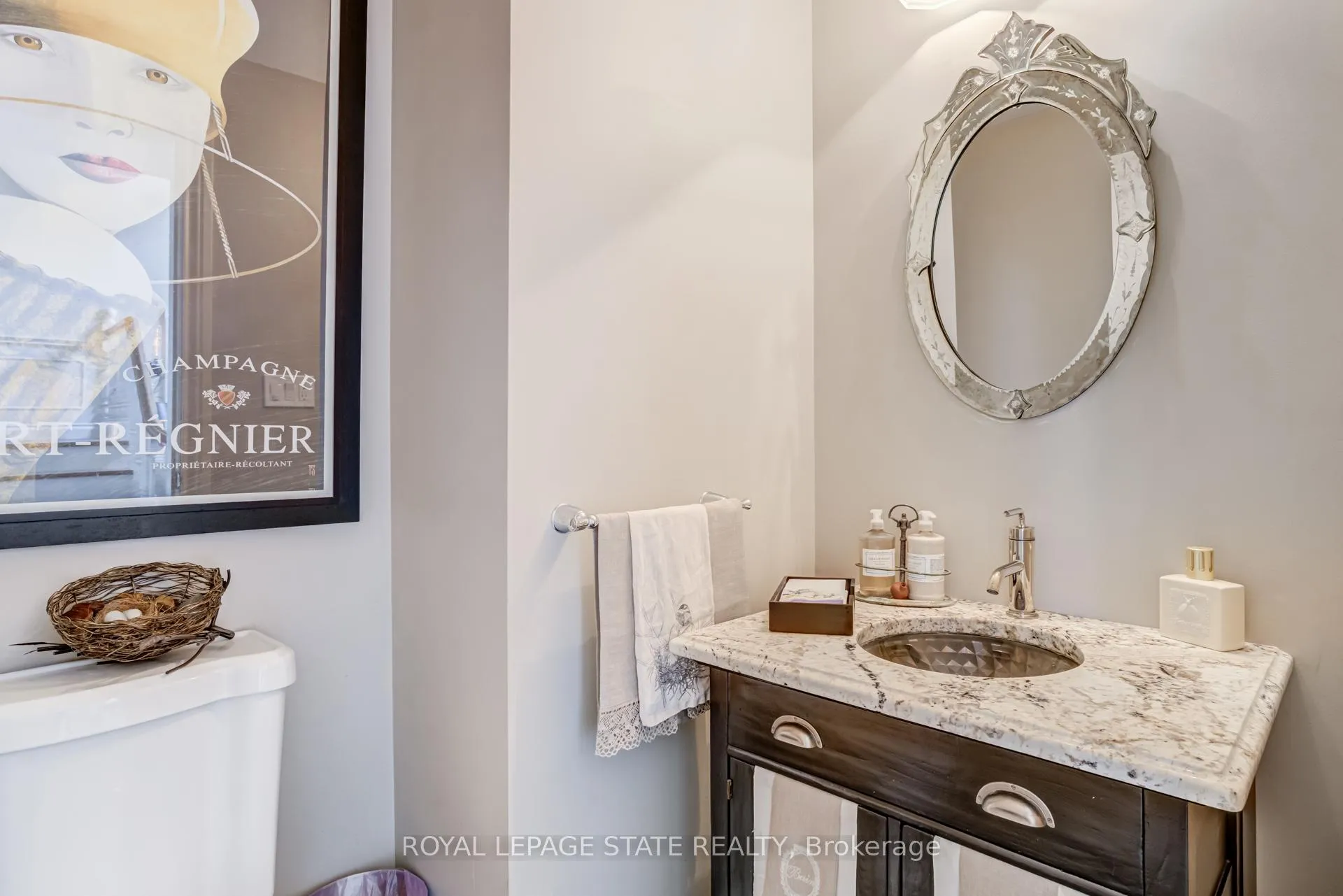 Photo 21 of 2134 Maplewood Road, Wellesley — HOMEH