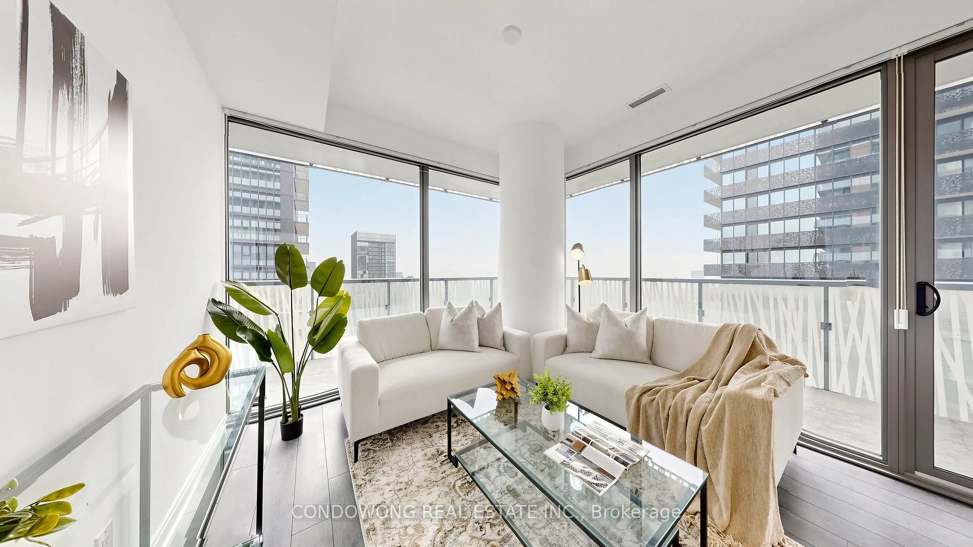 Photo 2 of Unit 4203, 50 Charles Street E, Toronto, Church-Yonge Corridor — HOMEH