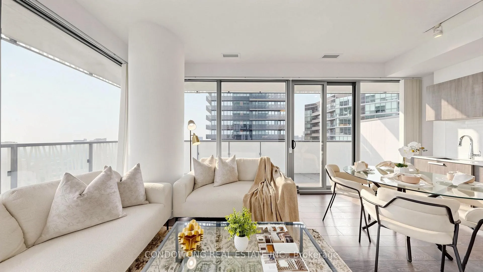 Photo 4 of Unit 4203, 50 Charles Street E, Toronto, Church-Yonge Corridor — HOMEH