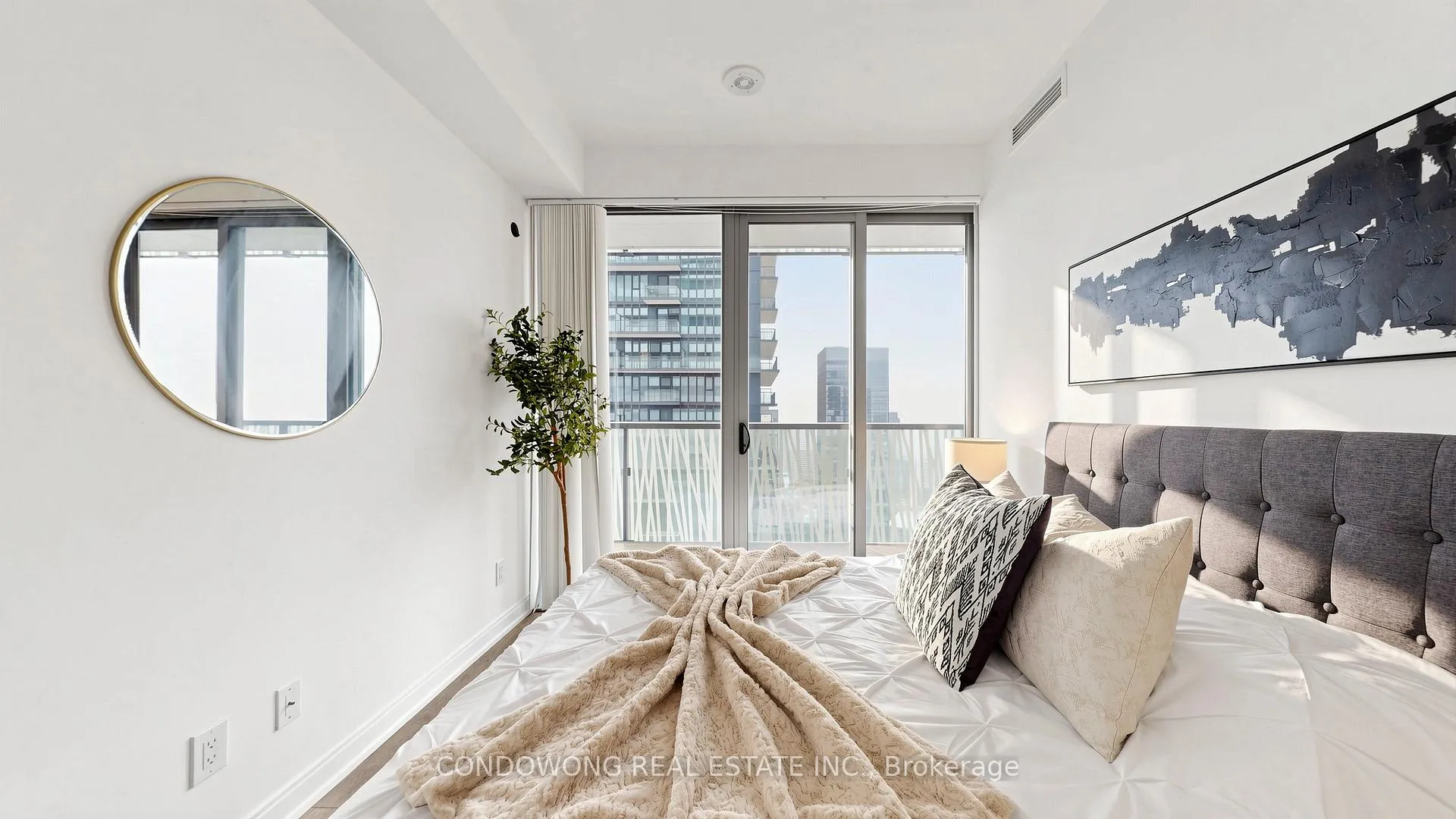 Photo 13 of Unit 4203, 50 Charles Street E, Toronto, Church-Yonge Corridor — HOMEH