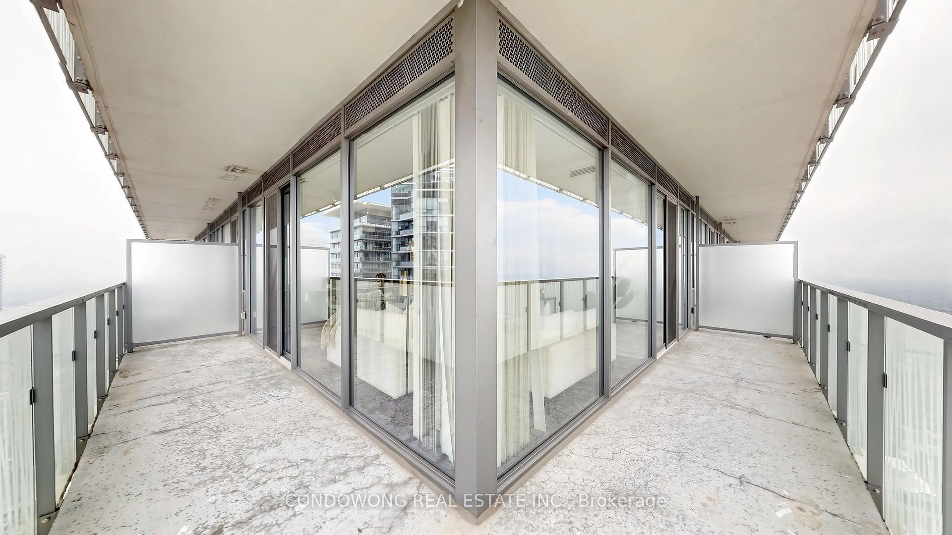 Photo 18 of Unit 4203, 50 Charles Street E, Toronto, Church-Yonge Corridor — HOMEH