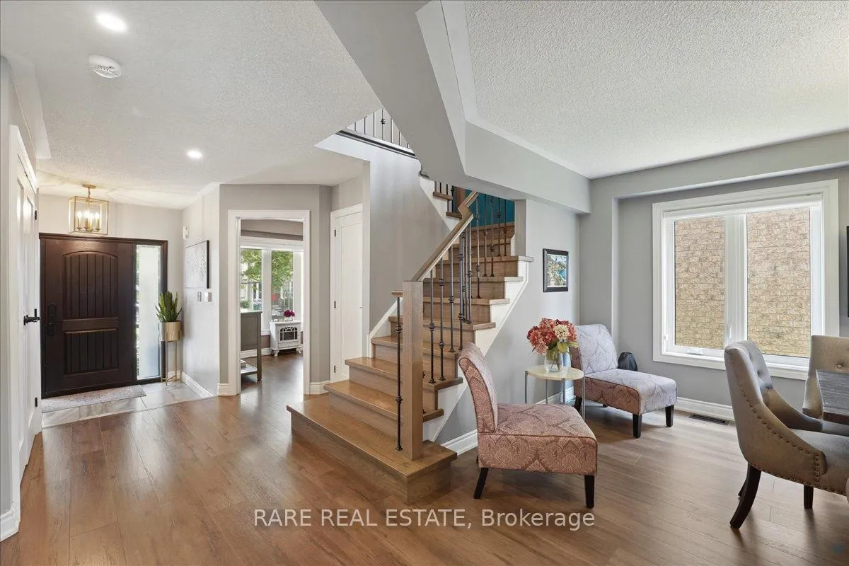 Photo 8 of 62 Hiberton Crescent, Brampton, Fletcher's Meadow — HOMEH
