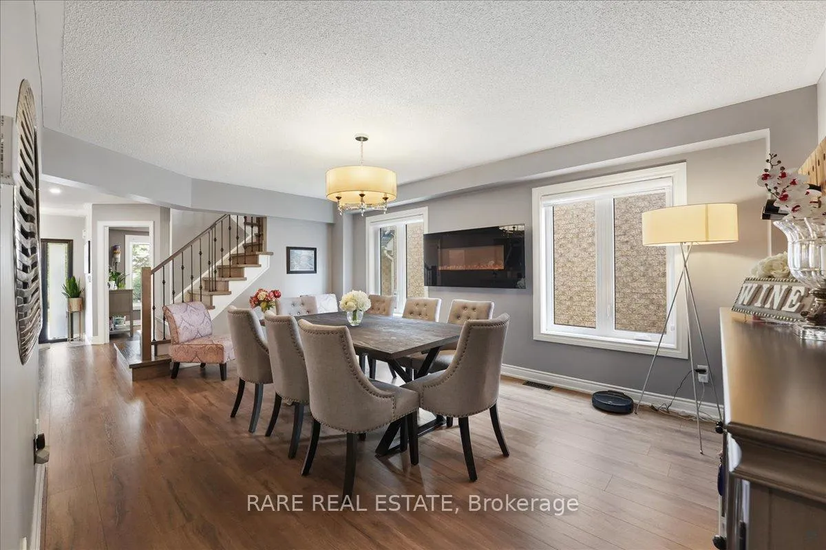 Photo 11 of 62 Hiberton Crescent, Brampton, Fletcher's Meadow — HOMEH
