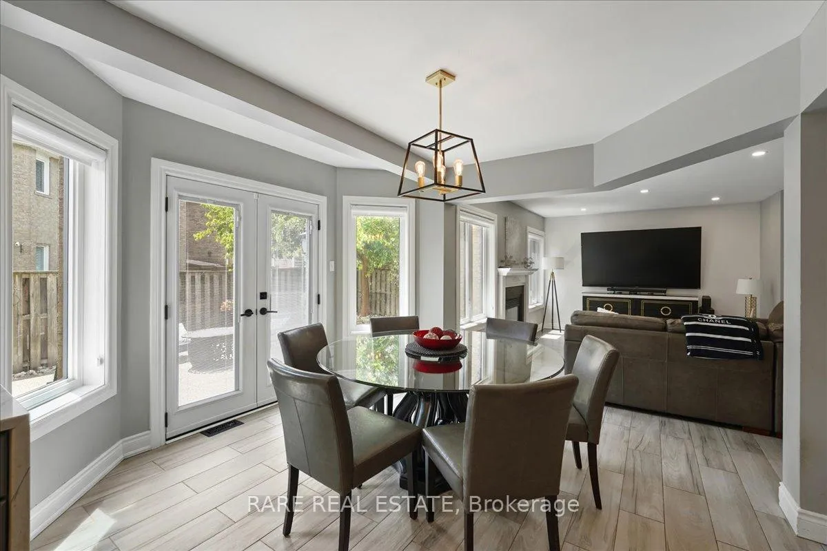 Photo 19 of 62 Hiberton Crescent, Brampton, Fletcher's Meadow — HOMEH