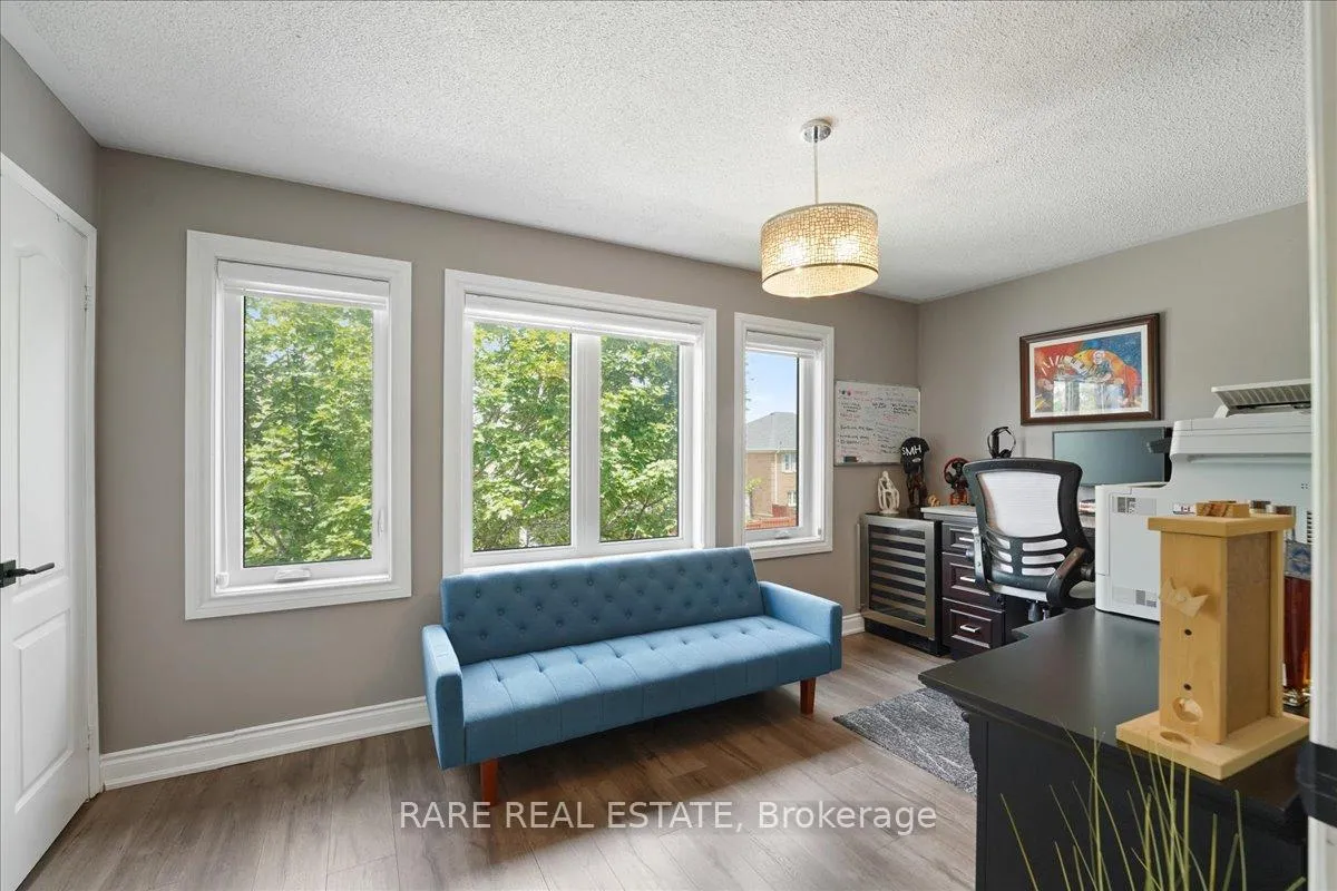 Photo 32 of 62 Hiberton Crescent, Brampton, Fletcher's Meadow — HOMEH
