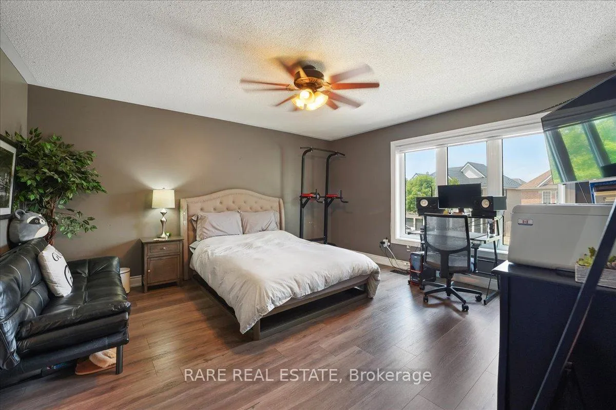 Photo 33 of 62 Hiberton Crescent, Brampton, Fletcher's Meadow — HOMEH