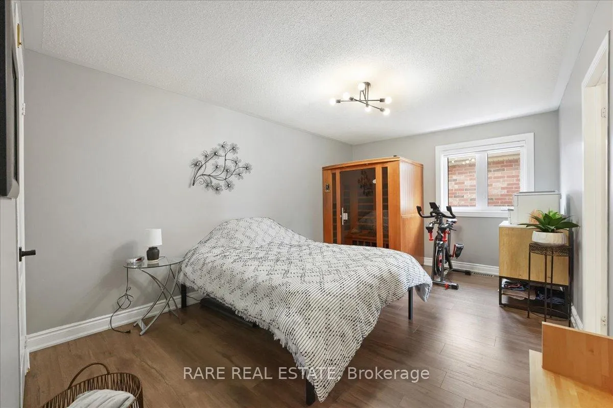 Photo 34 of 62 Hiberton Crescent, Brampton, Fletcher's Meadow — HOMEH