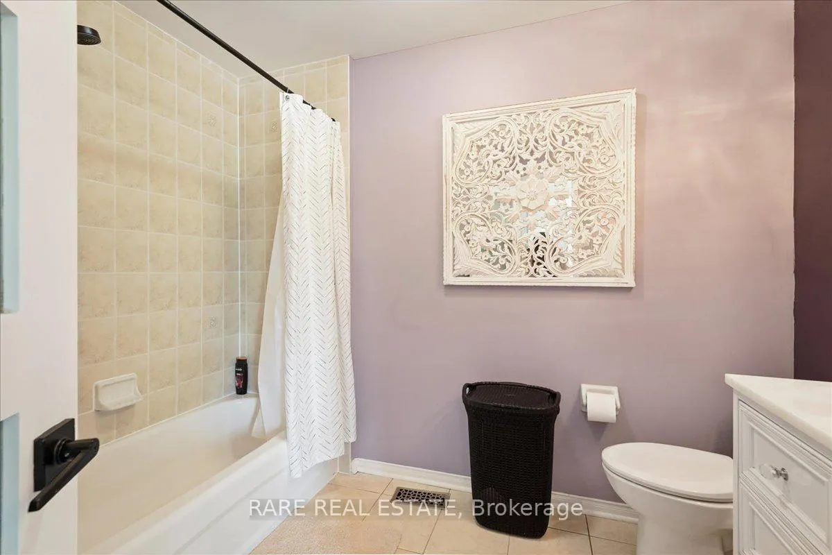 Photo 35 of 62 Hiberton Crescent, Brampton, Fletcher's Meadow — HOMEH