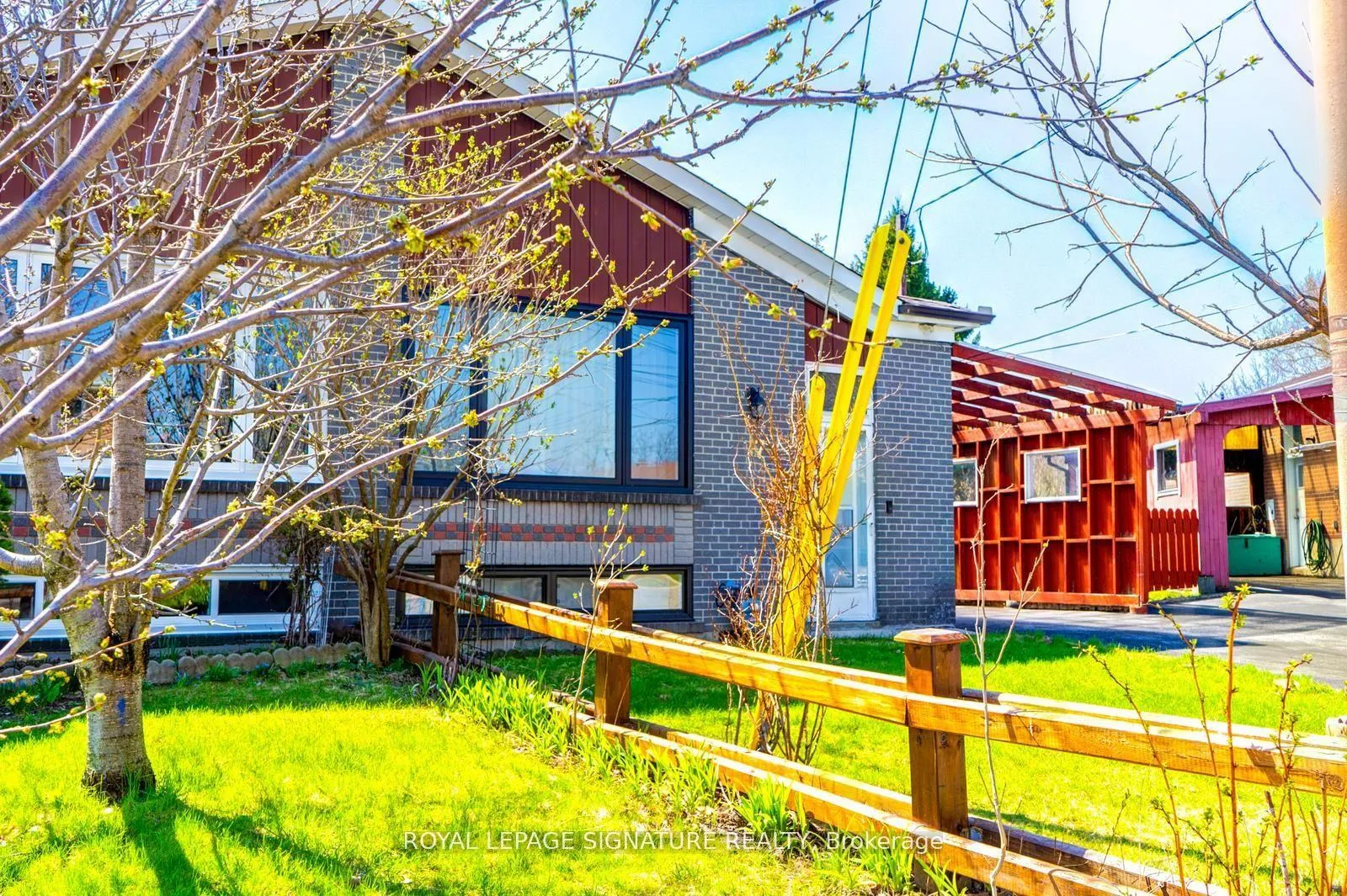 Photo 2 of Unit BSMT, 17 Avis Crescent, Toronto, O'Connor-Parkview — HOMEH