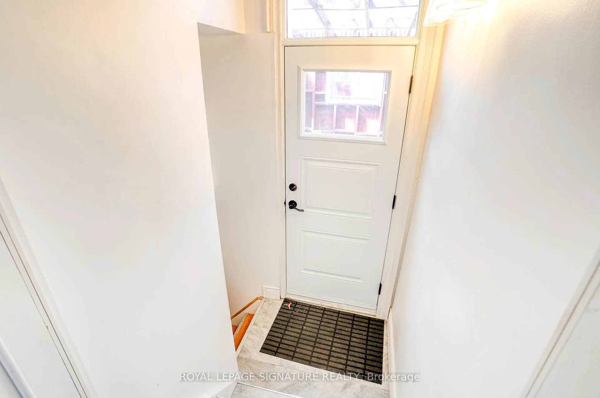 Photo 4 of Unit BSMT, 17 Avis Crescent, Toronto, O'Connor-Parkview — HOMEH