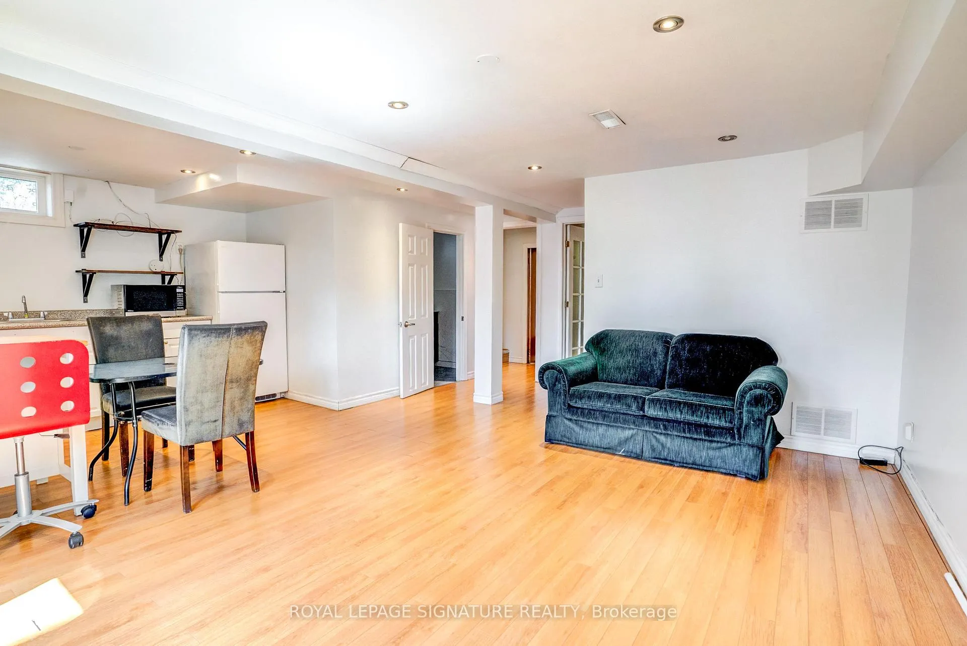 Photo 8 of Unit BSMT, 17 Avis Crescent, Toronto, O'Connor-Parkview — HOMEH