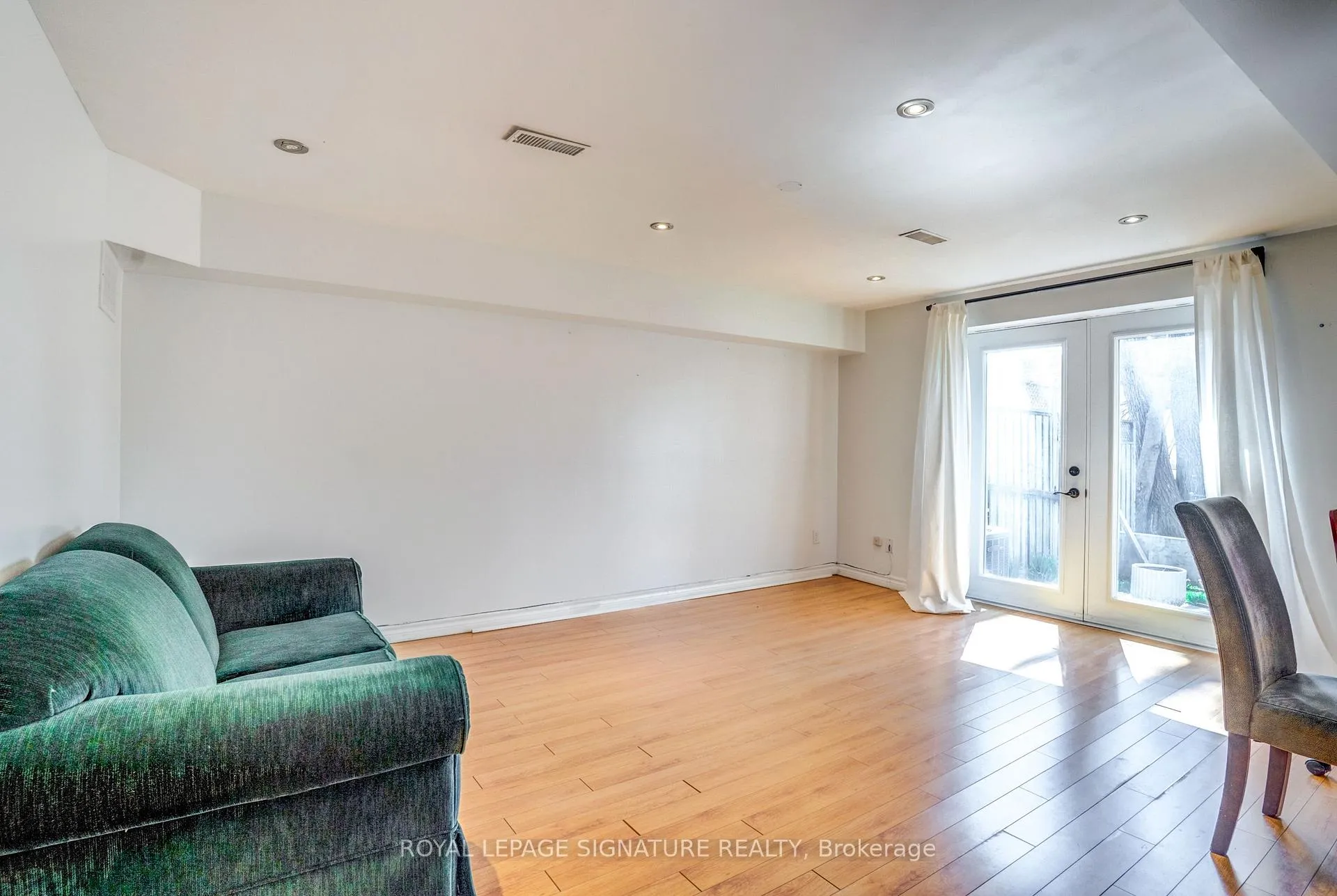 Photo 9 of Unit BSMT, 17 Avis Crescent, Toronto, O'Connor-Parkview — HOMEH
