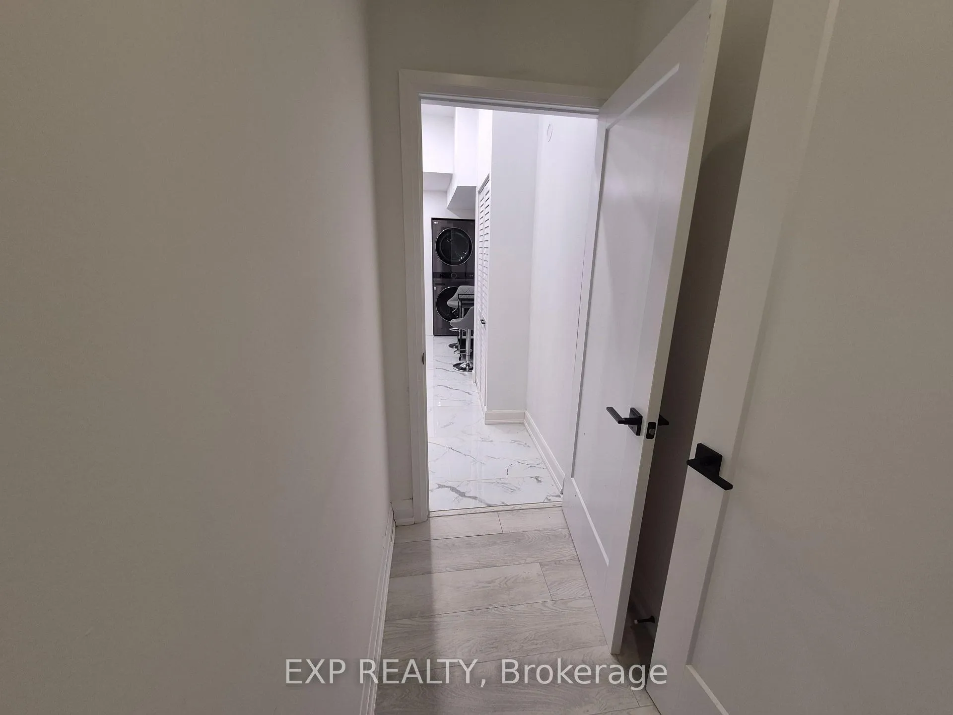 Photo 9 of 178 Lynn Coulter Street, Ottawa, Barrhaven - Half Moon Bay — HOMEH