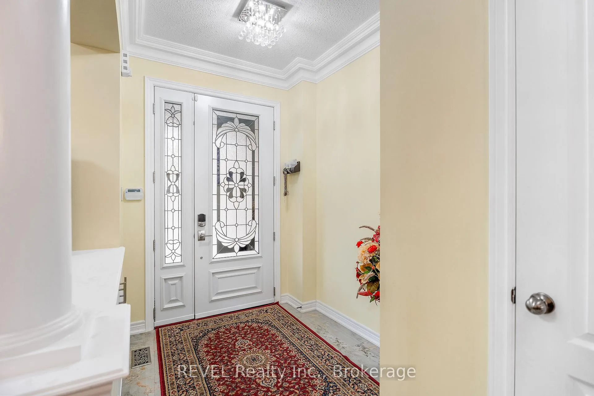Photo 5 of 8892 Kudlac Street, Niagara Falls, Forestview — HOMEH